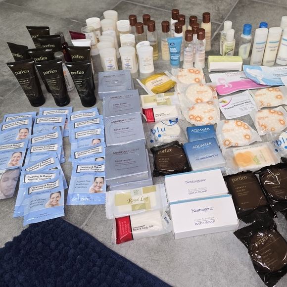 Travel Size Neutrogena Pantene Bliss Portico Assorted Skincare and Toiletry Set - Picture 1 of 9